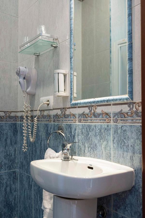 Hostal Colon Кадис Экстерьер фото