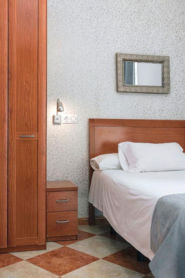 Hostal Colon Кадис Экстерьер фото