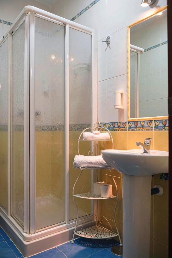 Hostal Colon Кадис Экстерьер фото